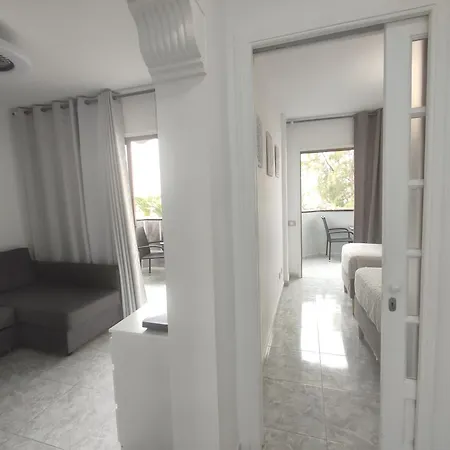 Vivienda Agaete Parque アパート プラヤ・デル・イングレス