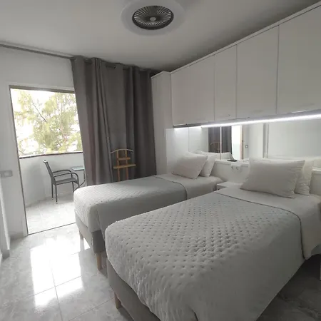 Vivienda Agaete Parque Apartment *